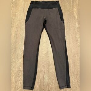 COLUMBIA BLACK AND GREY LEGGINGS - Size Small